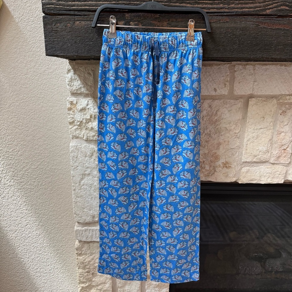 Vineyard Vines boys pajama pants size S (8-10) - lacrosse helmet print